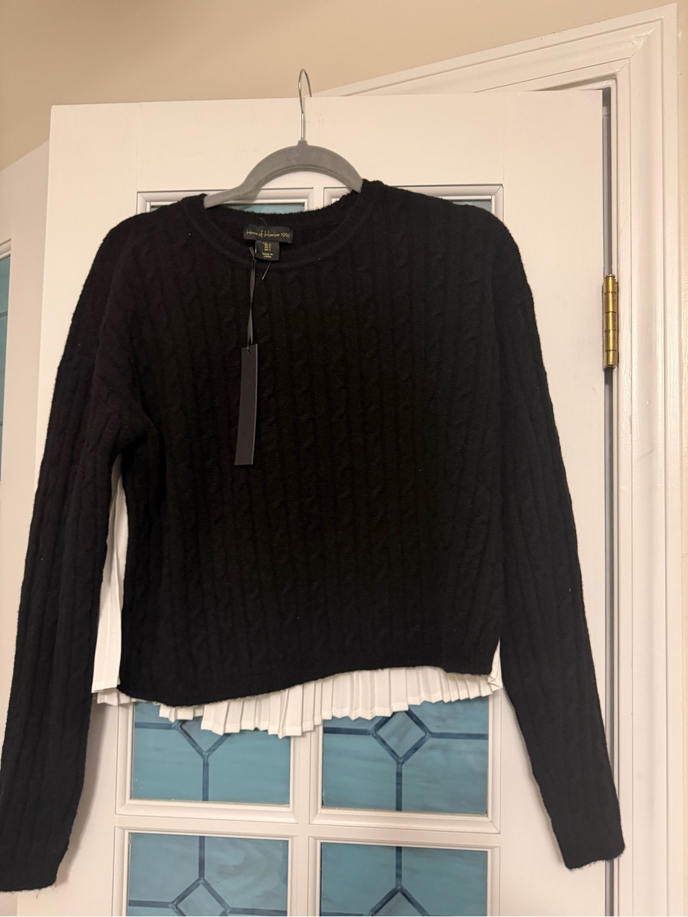 House of Harlow Black Cable Knit Crewneck Sweater